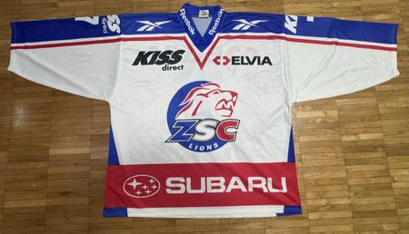 ZSC Lions  Adrian Plavsic Eishockey Trikot signiert TOP!