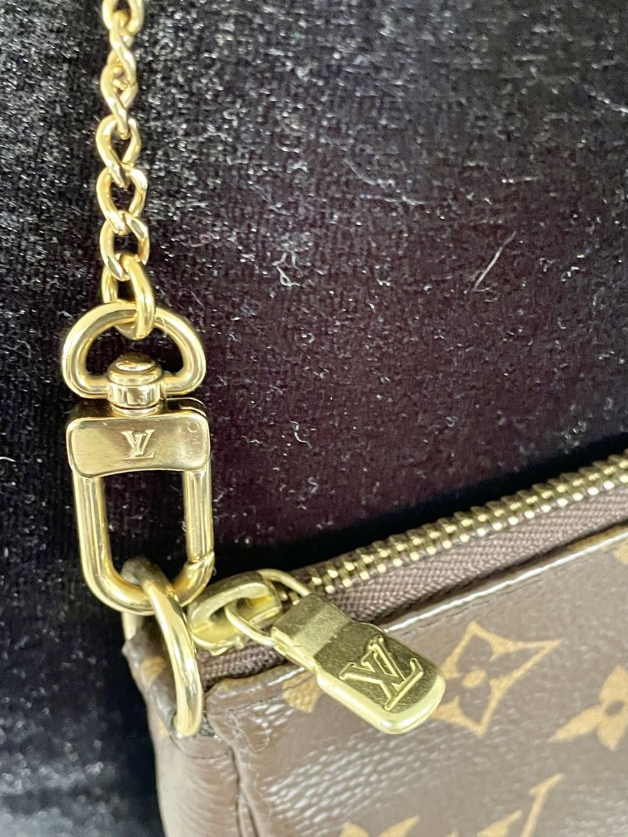 Louis Vuitton Taschen für Damen: Louis Vuitton Mini Pochette Accessoires – Gebraucht aus Richterswil von Prangins9 9