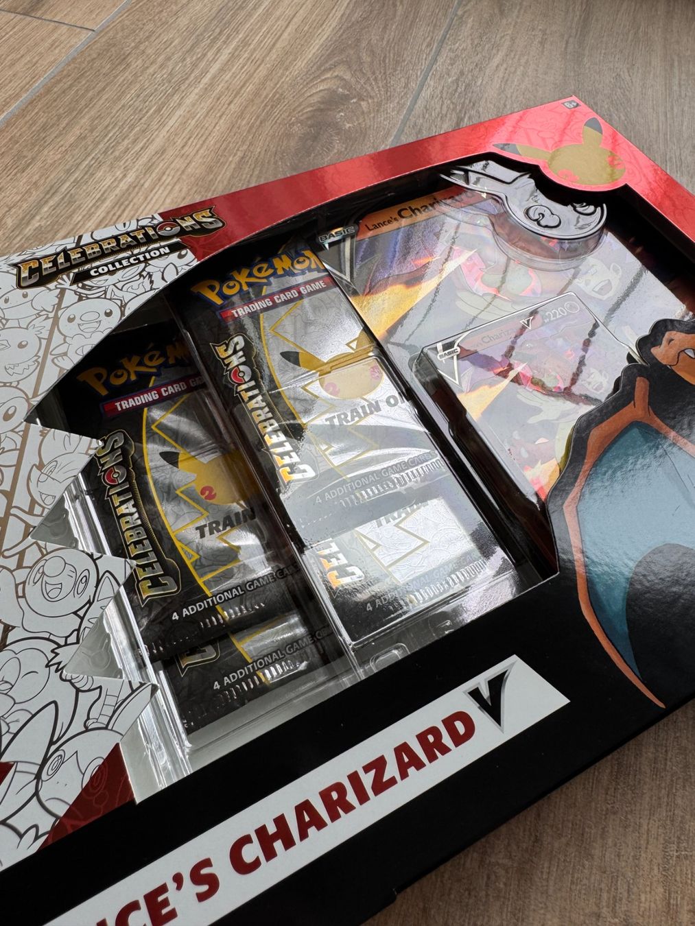 Pokémon Sammelbilder & Trading cards: Pokémon Lances Charizard V 25th Celebrations CEL EN OVP – Neu und originalverpackt aus Oberwil BL von Chelsea26 2