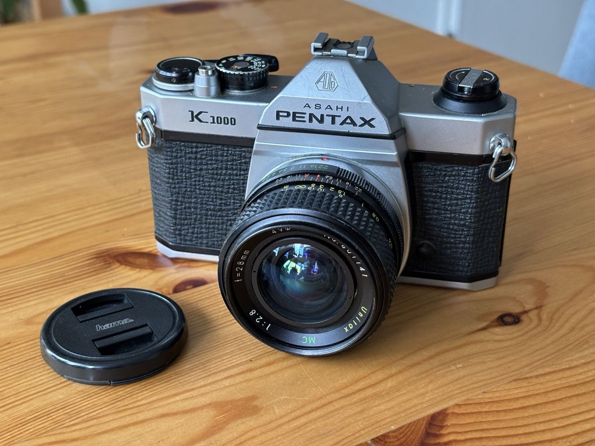 Pentax Kamera: Pentax K1000 Japan – Gebraucht aus Igis von sze_c5px