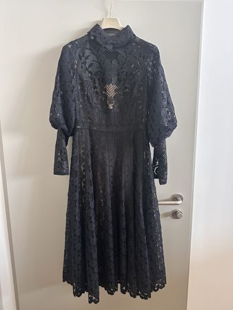Elie Saab Kleid schwarz Spitze Grösse 40 neuwertig