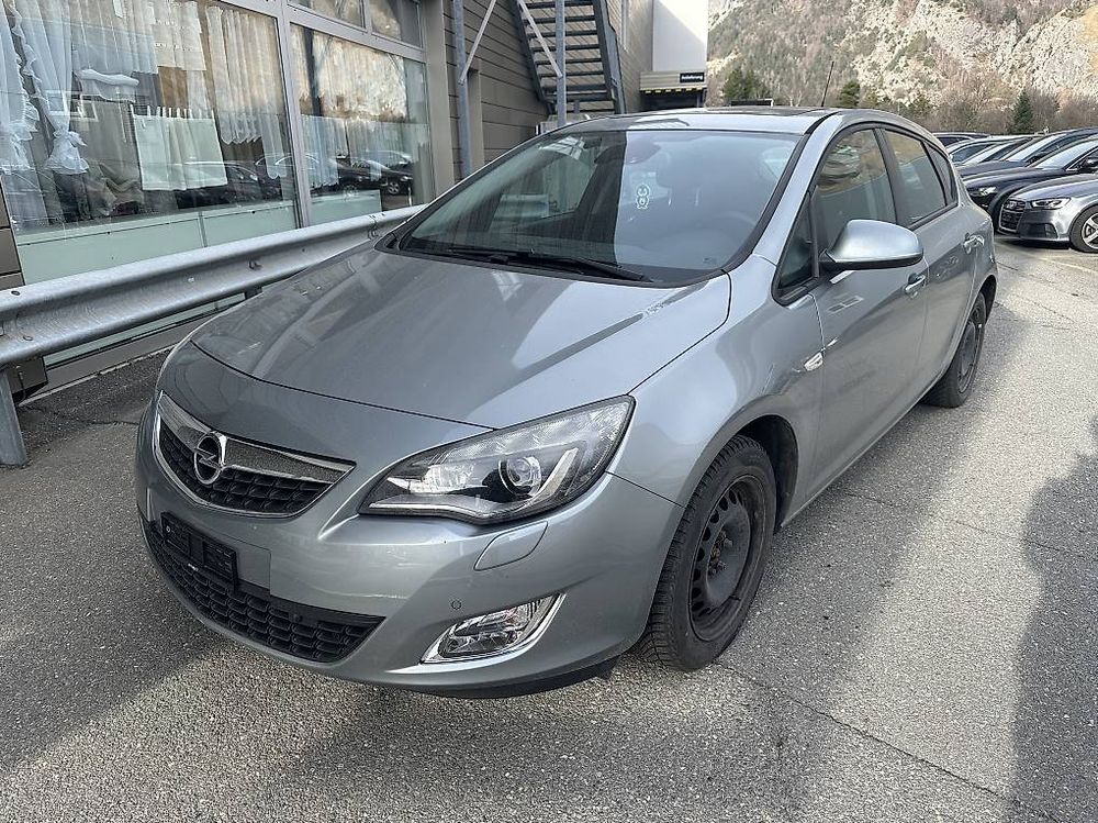 Wunderschone Astra J 16 Turbo Bild