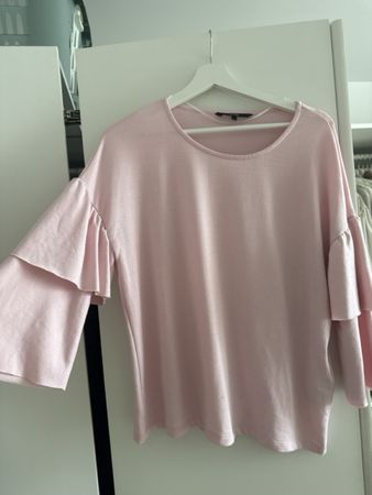 Rosa Bluse mit Rüschenärmel, Grösse S, Top Zustand!