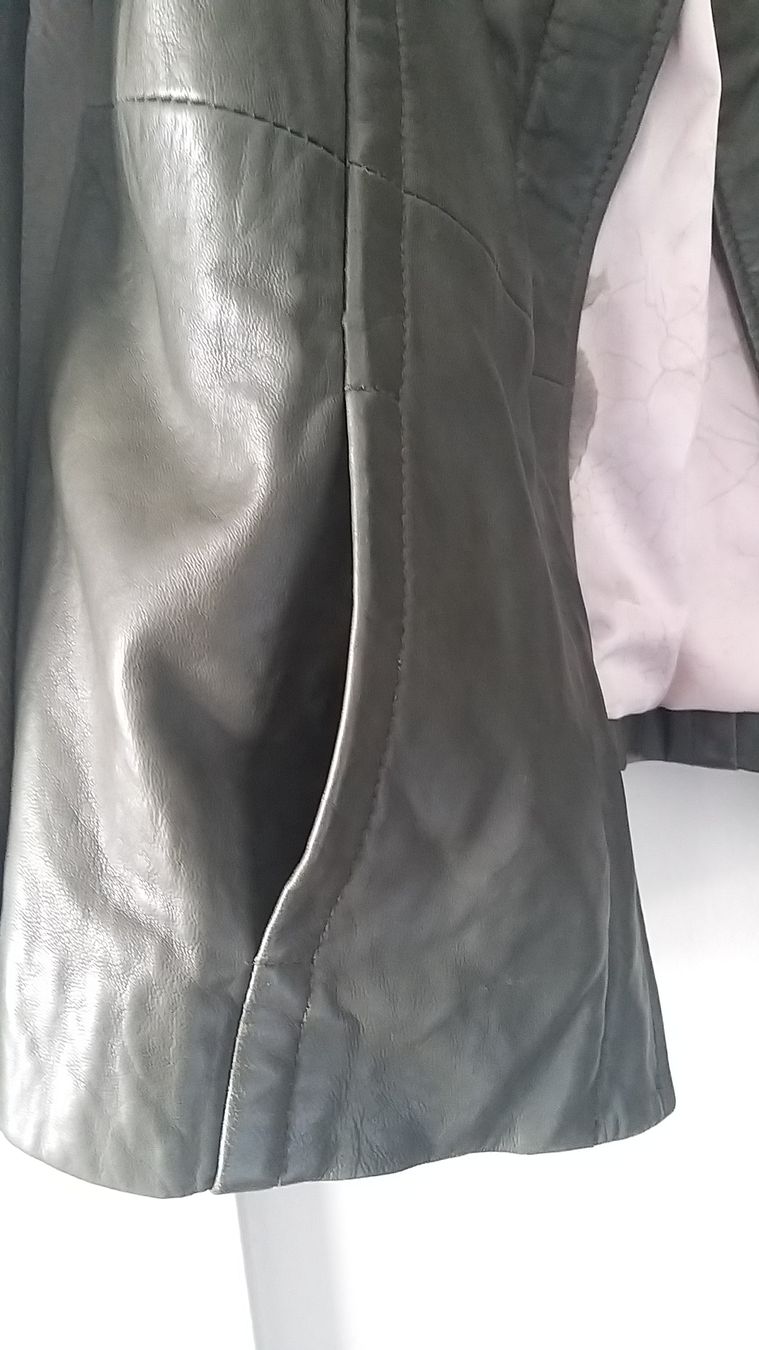Ted Baker Giacche: Grüne Lammnappa-Lederjacke Ted Baker Gr. S/M – Nuovo (secondo la descrizione) da Niederhasli venduto da Goodquality 3
