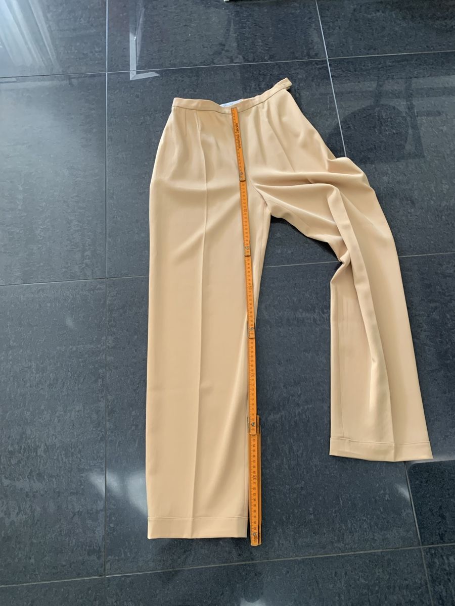 Max Mara Hosen: Max Mara Hose  – Gebraucht aus Bergdietikon von zor_856j 4