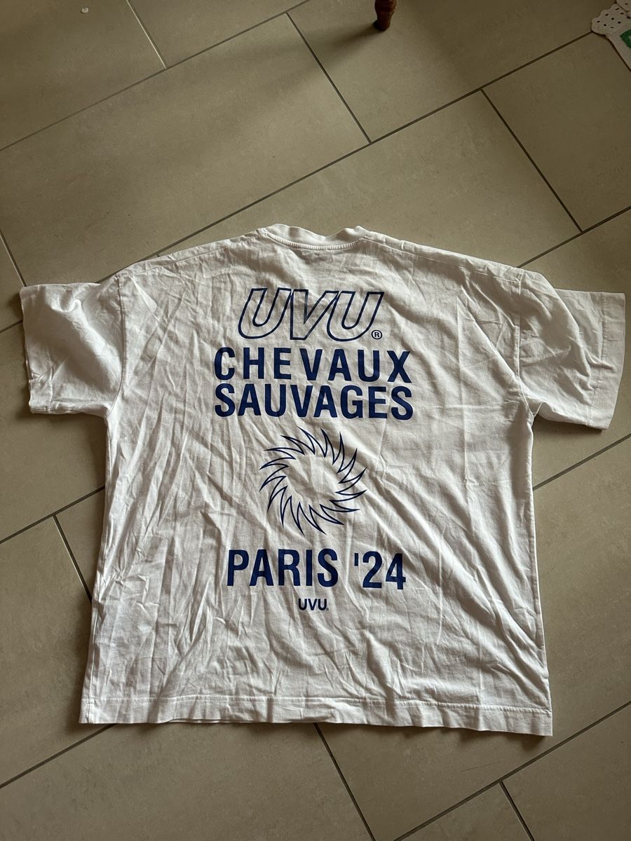 T-shirts: UVU Tee Gr. L – Neuf (Voir description) à Zürich par SunnySeller
