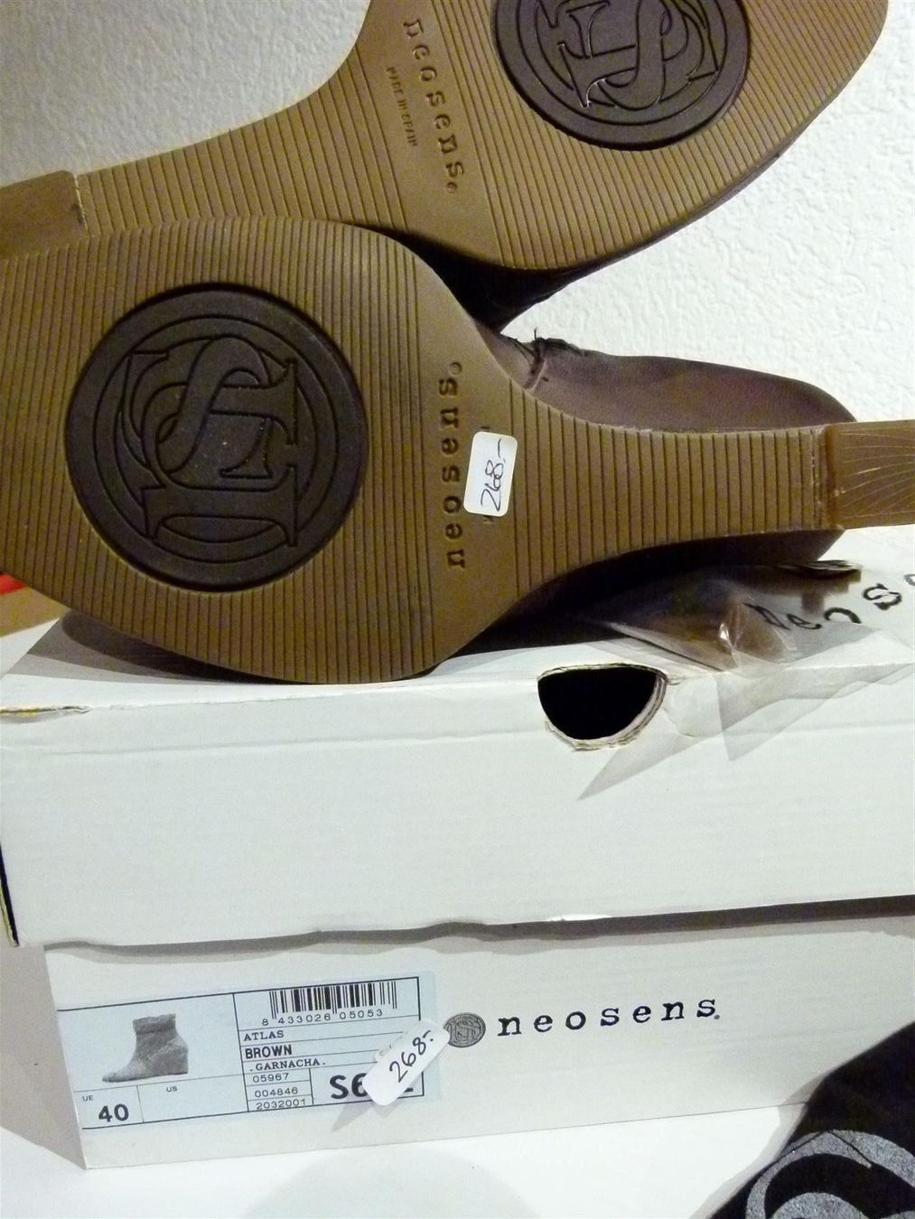 Neosens Scarpe da donna: Neosens Leder Stiefel Gr.40 Lp,268Fr. – Nuovo (secondo la descrizione) da Uerkheim venduto da Justi.y 8