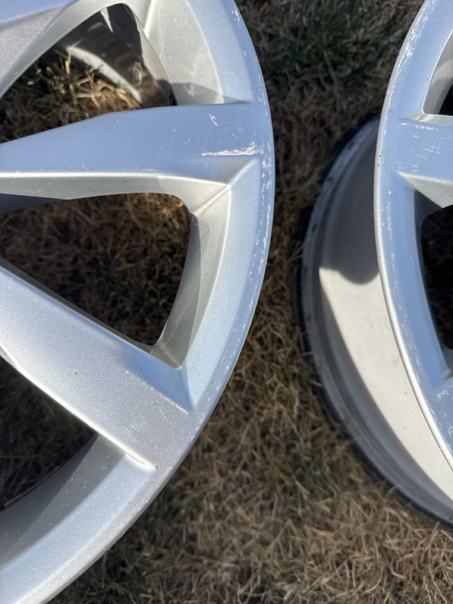 Volkswagen Felgen: Original VW Alufelgen 17'' – Gebraucht aus walperswil von msh_v777 2
