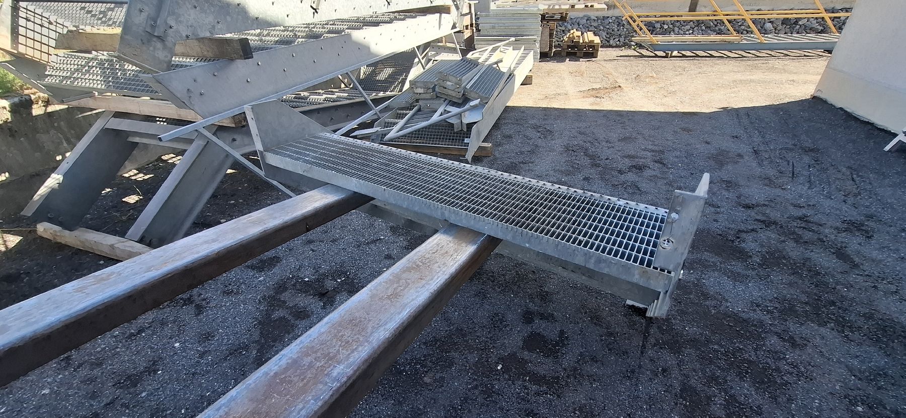 Scale: Treppe verzinkt – Usato da Reichenbach i. K. venduto da Wskorpion 3