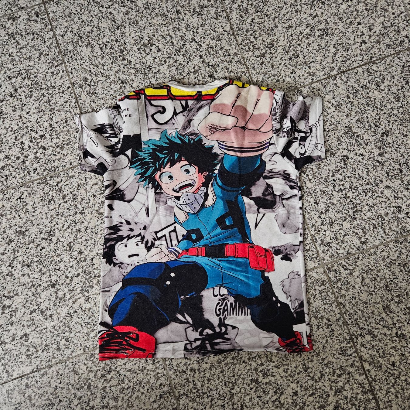 T-shirt: T Shirt Manga Gr. 158 – Usato da Embrach venduto da Lilly2021 1