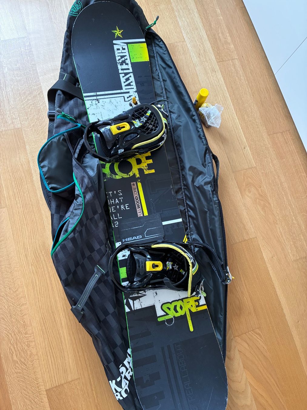 Nidecker Board: Snowboard Einsteiger-Set für Jugendliche – Usato da Liebefeld venduto da nek_gy8q