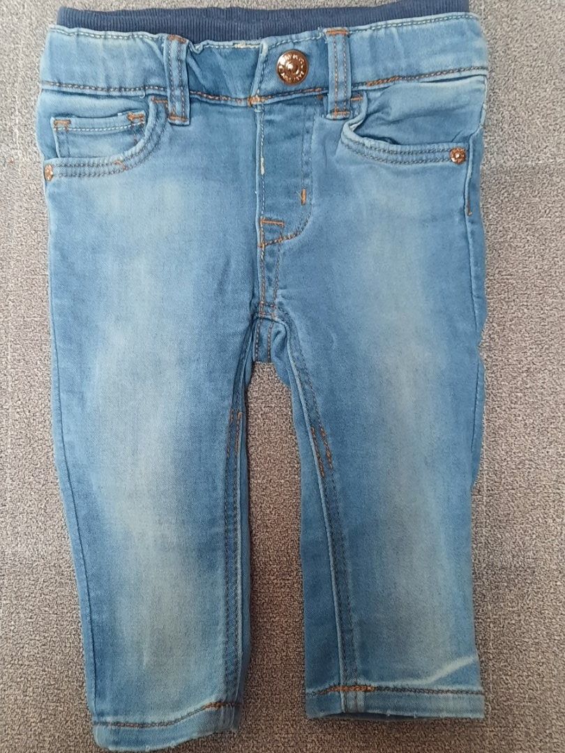 Pantaloni: Mädchenjeans Gr 68 – Usato da Emmen venduto da whytekc
