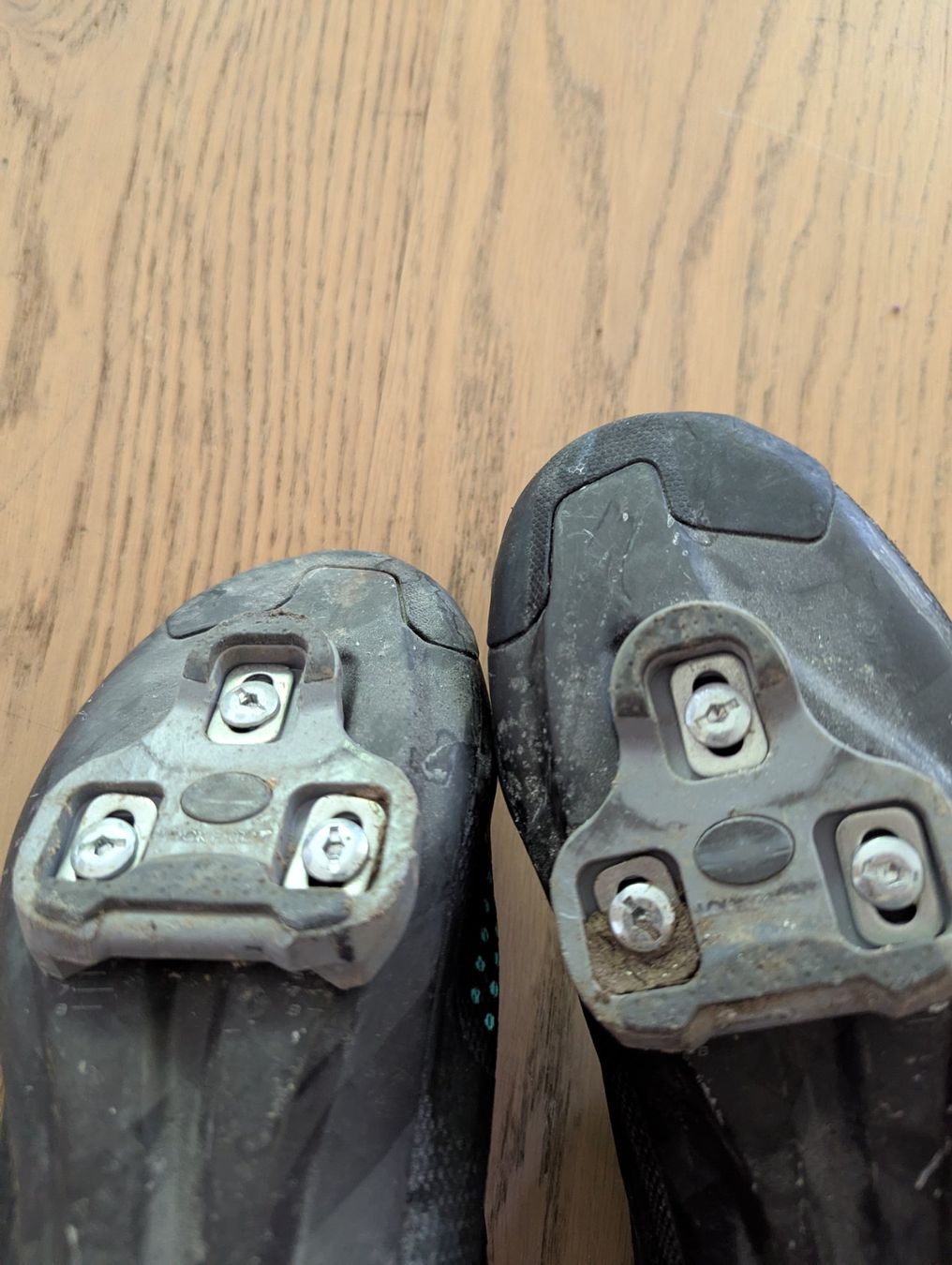 Specialized Scarpe da donna: Chaussures vélo 38 , femmes – Usato da Confignon venduto da api_7hyp 2