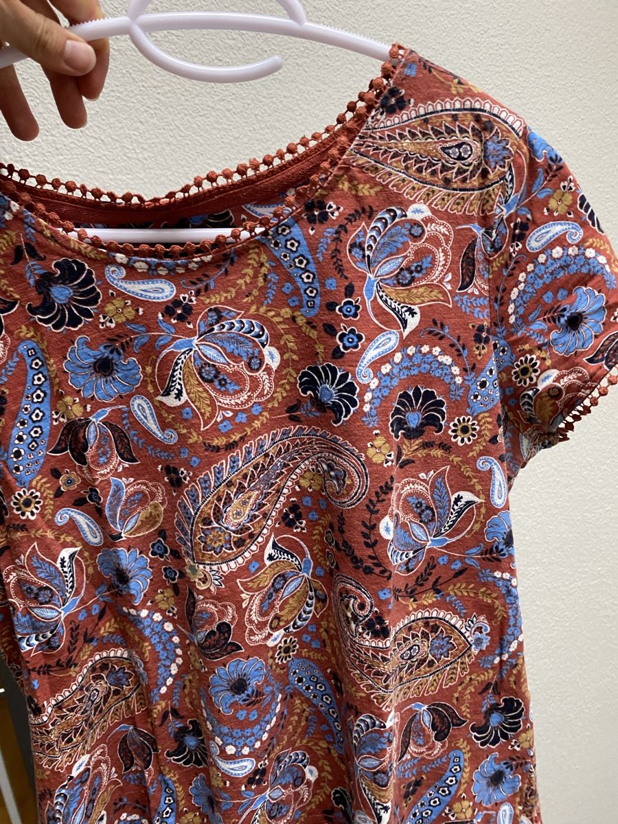 T-shirt: Tshirt farbig – Usato da Luzern venduto da oli_6x2r 1