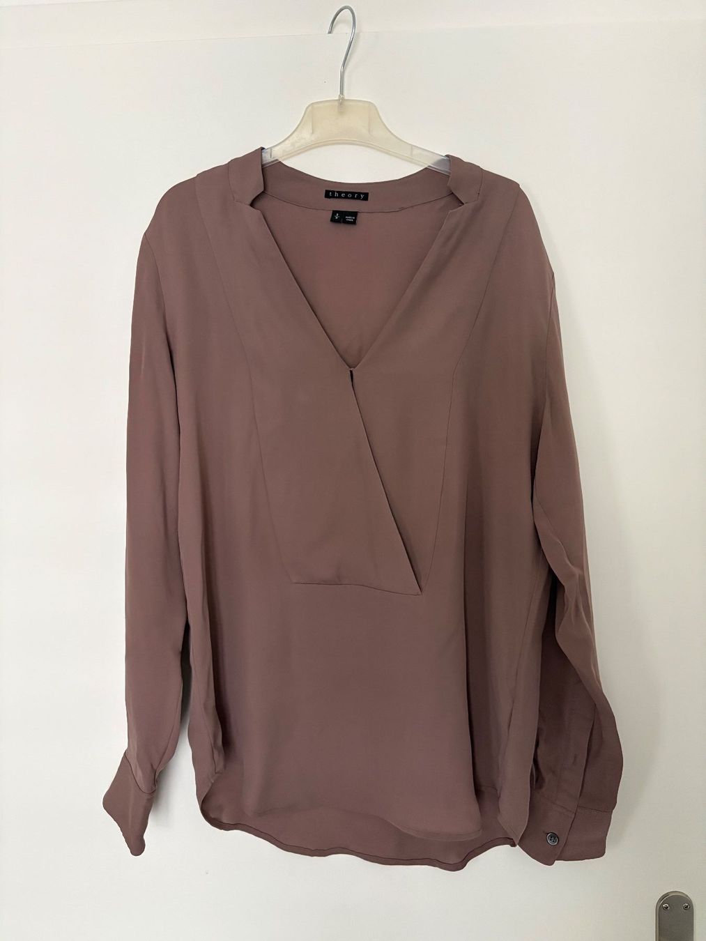 Theory Chemisiers: theory 100% Silk shirt - Size S – D'occasion à Muzzano par Sidney_3