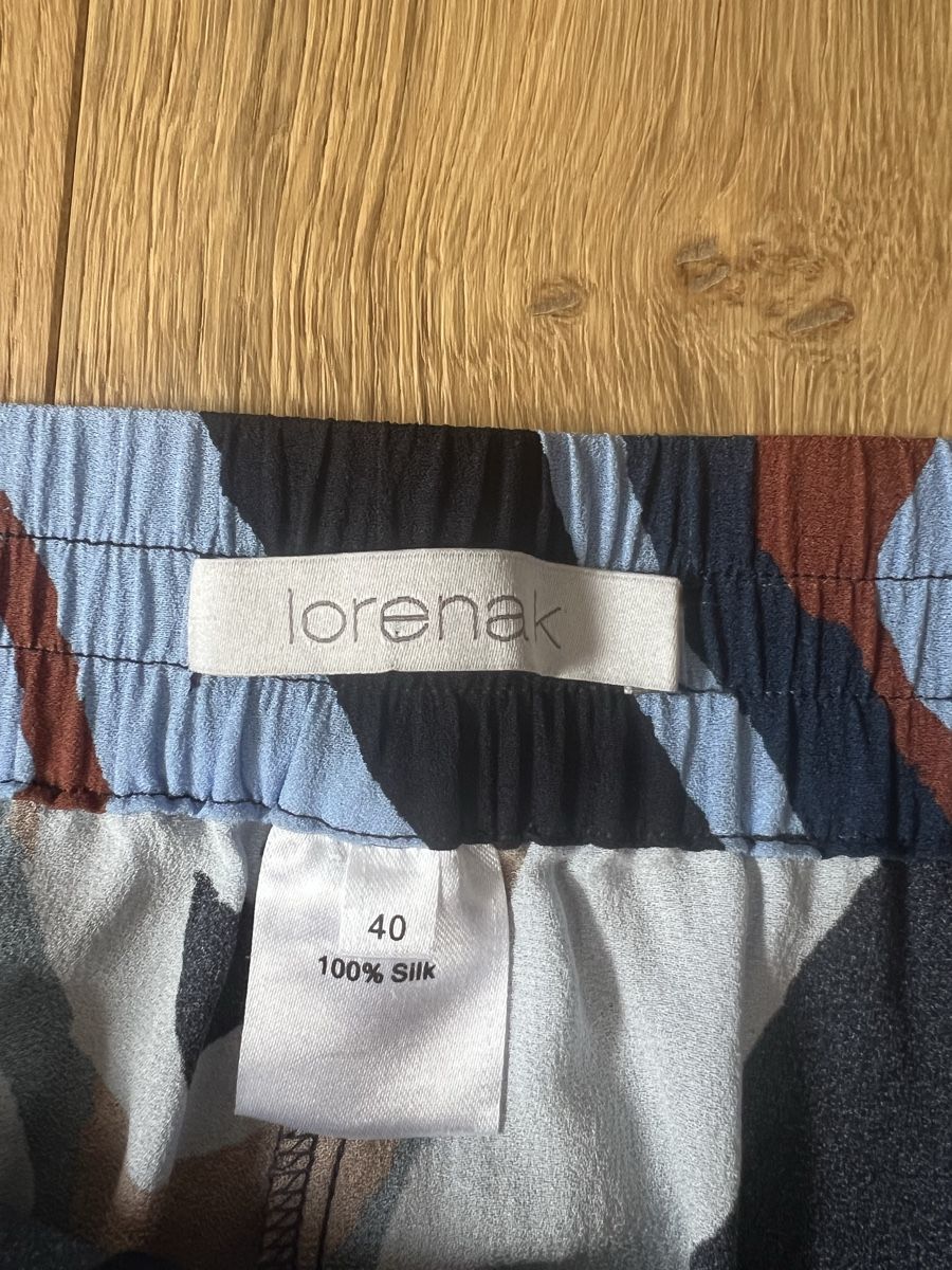 Pantalons: Lorena K Hose Seide Grösse 40 – D'occasion à Rorschach par ivi7764 1