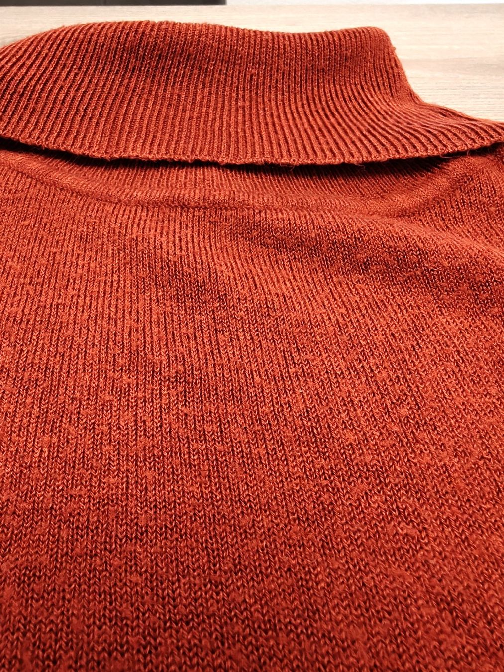 Maglioni & Felpe: Rollkragenpullover - Rot - Gr. S – Nuovo (secondo la descrizione) da Winterthur venduto da Dana_33 1