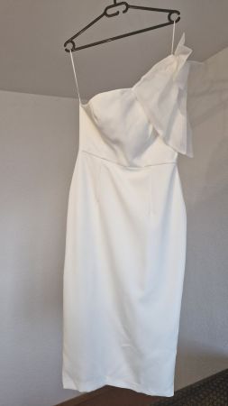 Ungetragenes Brautkleid fürs Standesamt