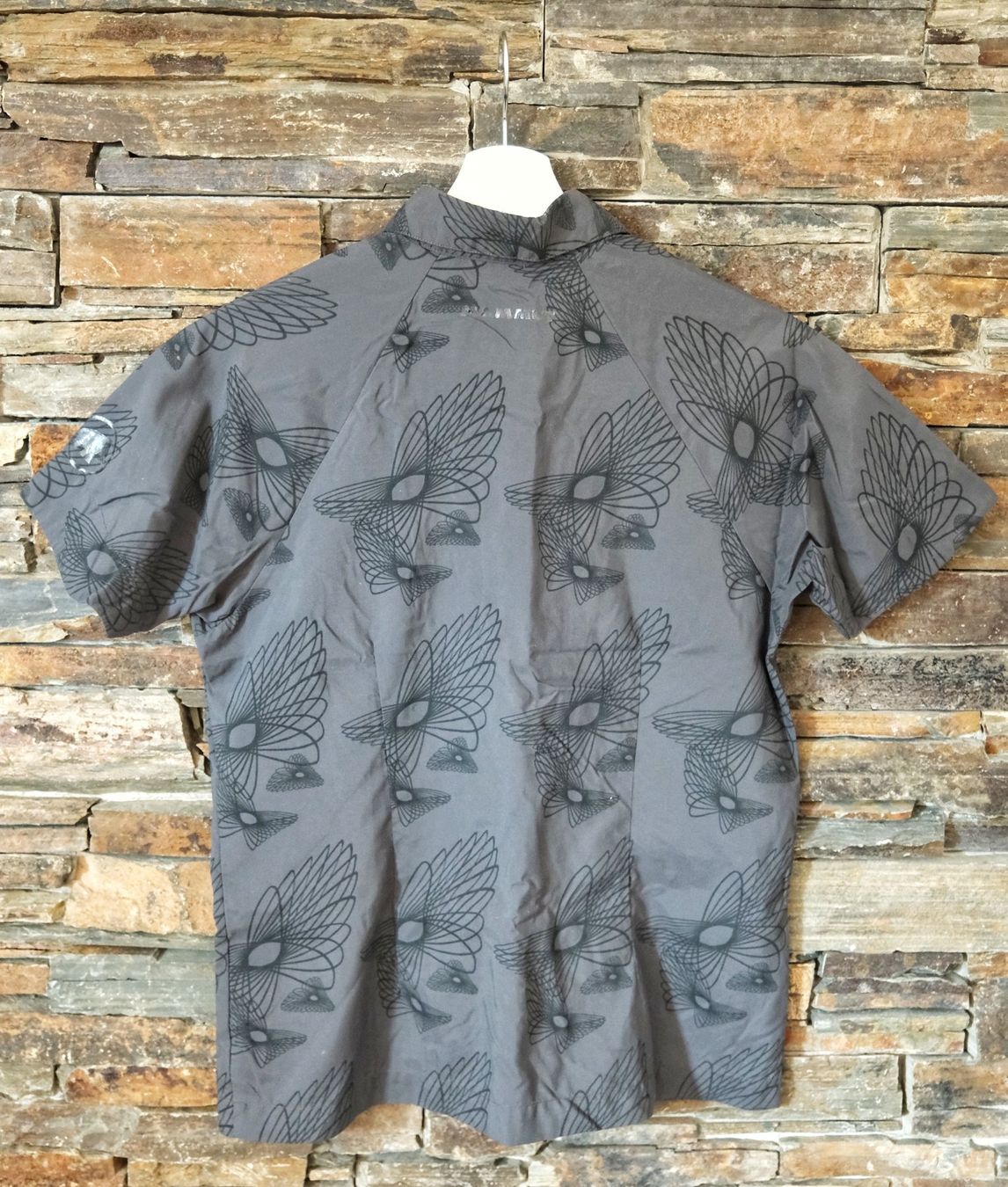 Mammut Camicette: Hemd / Bluse MAMMUT Gr. M (Wanderhemd - grau) – Usato da Wohlen AG venduto da Exitburn 1
