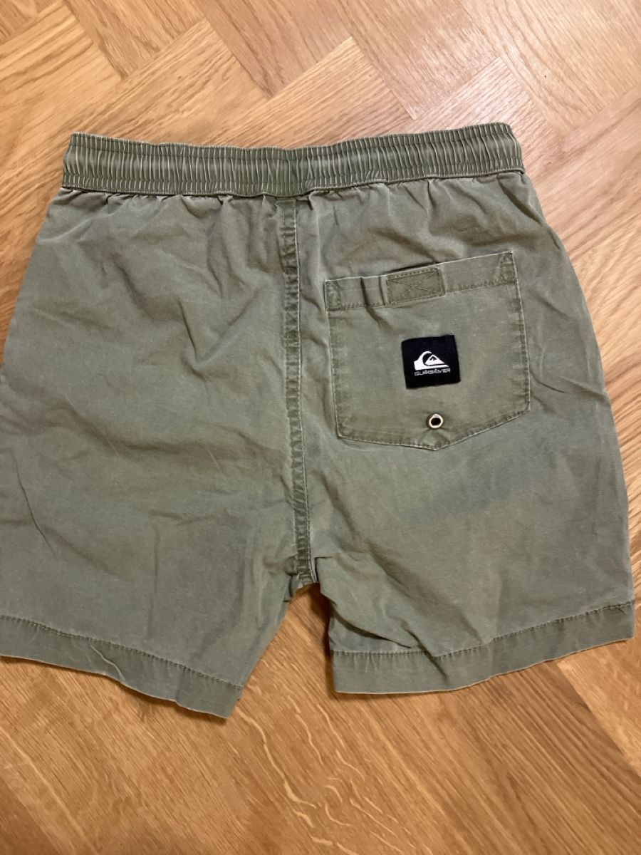 Quiksilver Pantaloni: Short Gr. EU 10 Quiksilver – Usato da Wermatswil venduto da Nahele 2