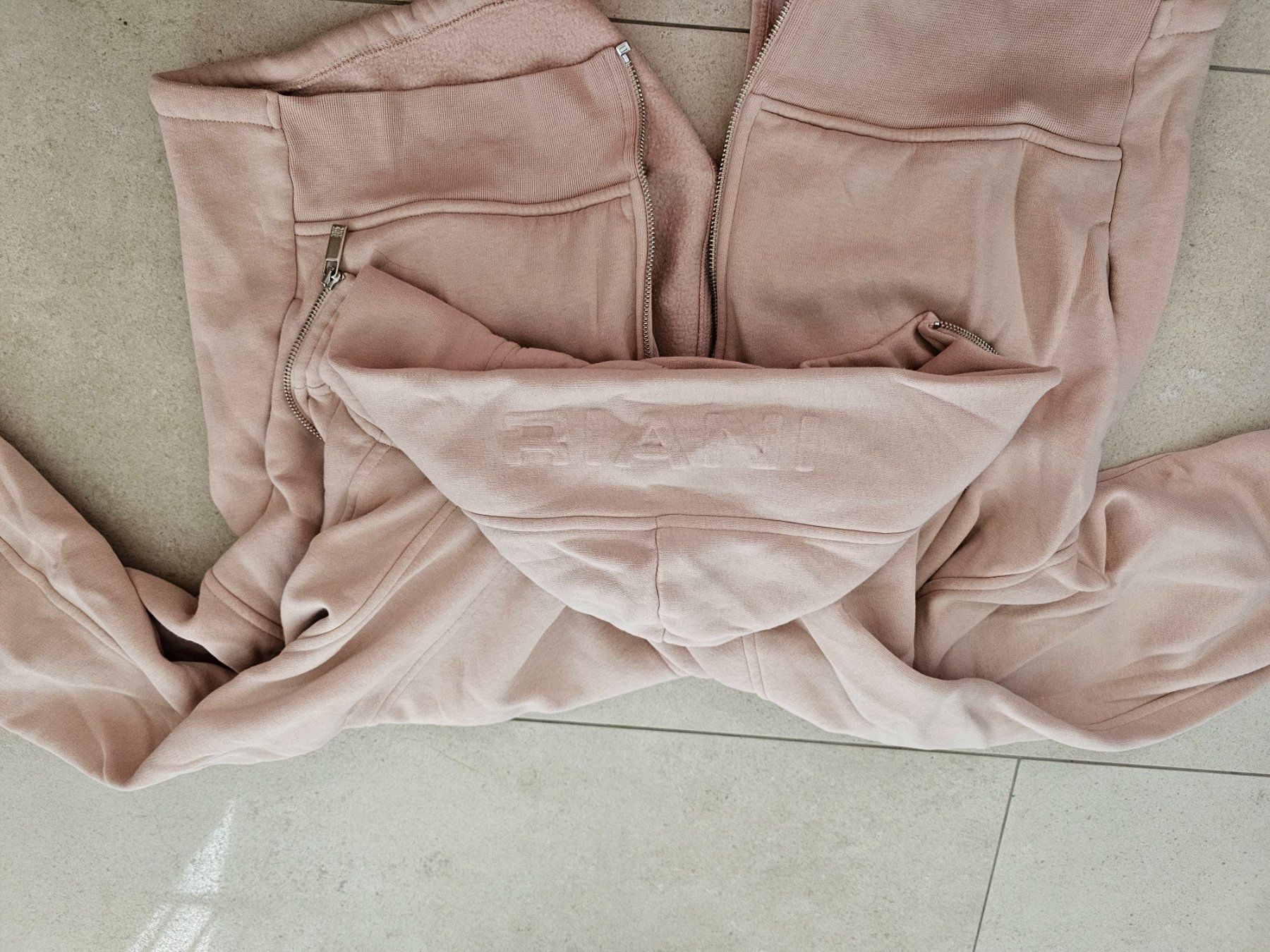 Riani Giacche: Riani Sweatjacke Grösse 40 – Nuovo (secondo la descrizione) da Berg TG venduto da lisboa.sky