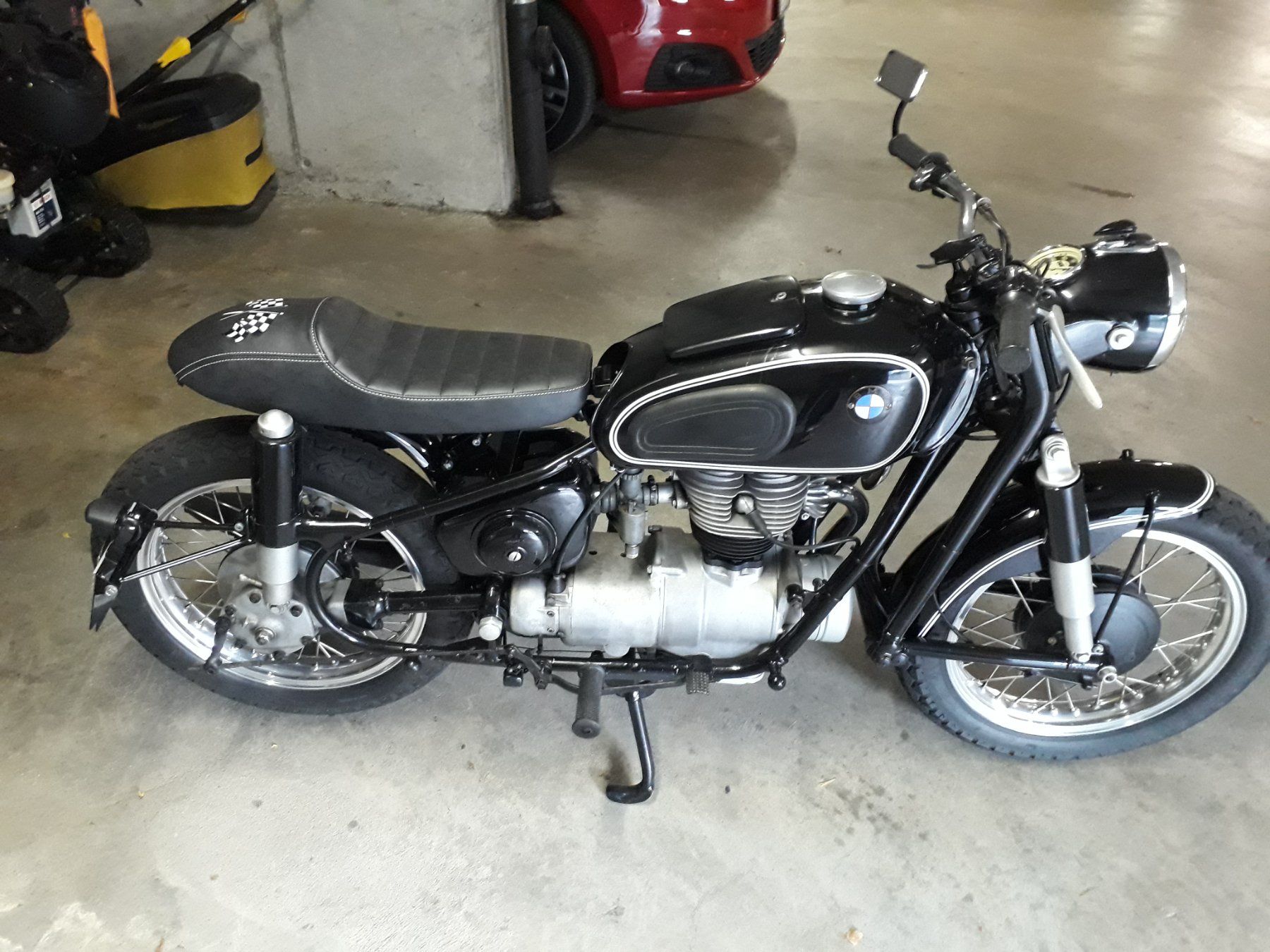 BMW Strasse: BMW R26 Cafe Racer – Gebraucht aus Unterseen von bbtben 3