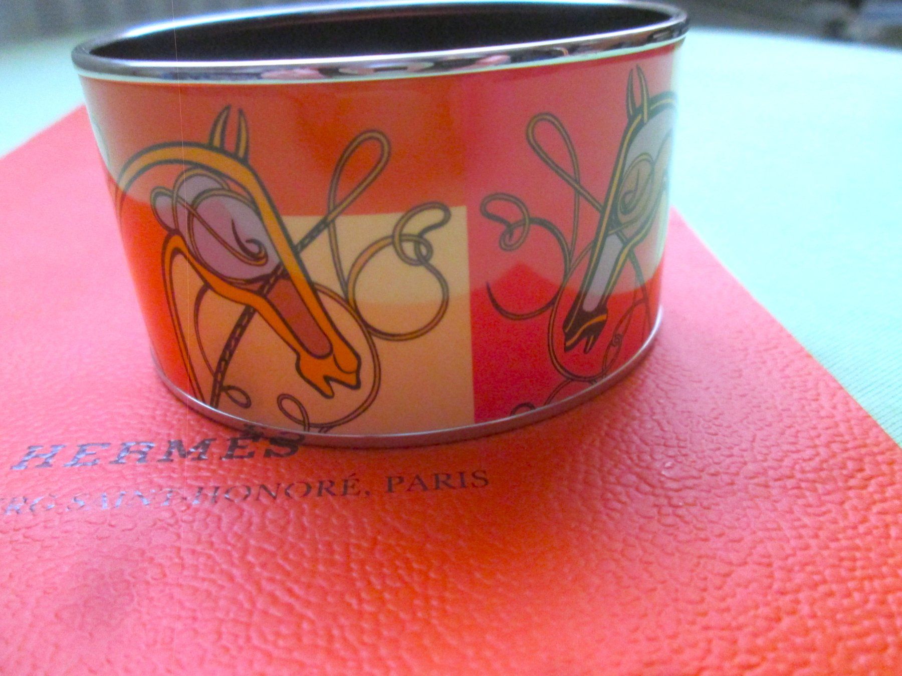 Hermès Armbänder & -reifen: Extra großes Hermès-Armband, neu – Neu (gemäss Beschreibung) aus Sementina von babucia 2