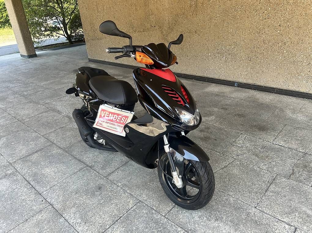 Yamaha Scooter: Scooter 2t 50cc – Usato da Caslano venduto da iguidice01 2