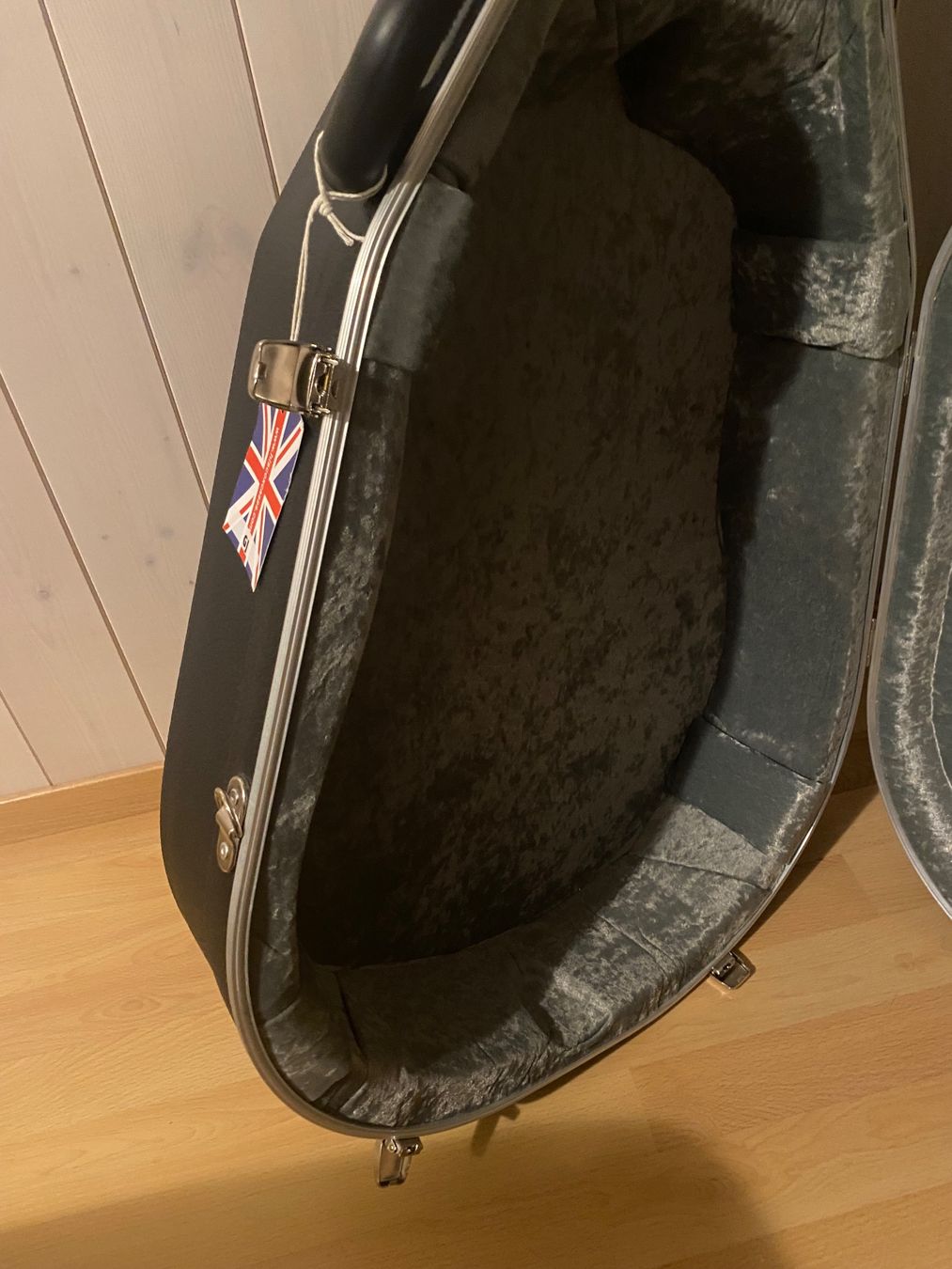Strumenti musicali: Hiscox GJ Gitarrencase – Nuovo (secondo la descrizione) da Beckenried venduto da and_b729 4