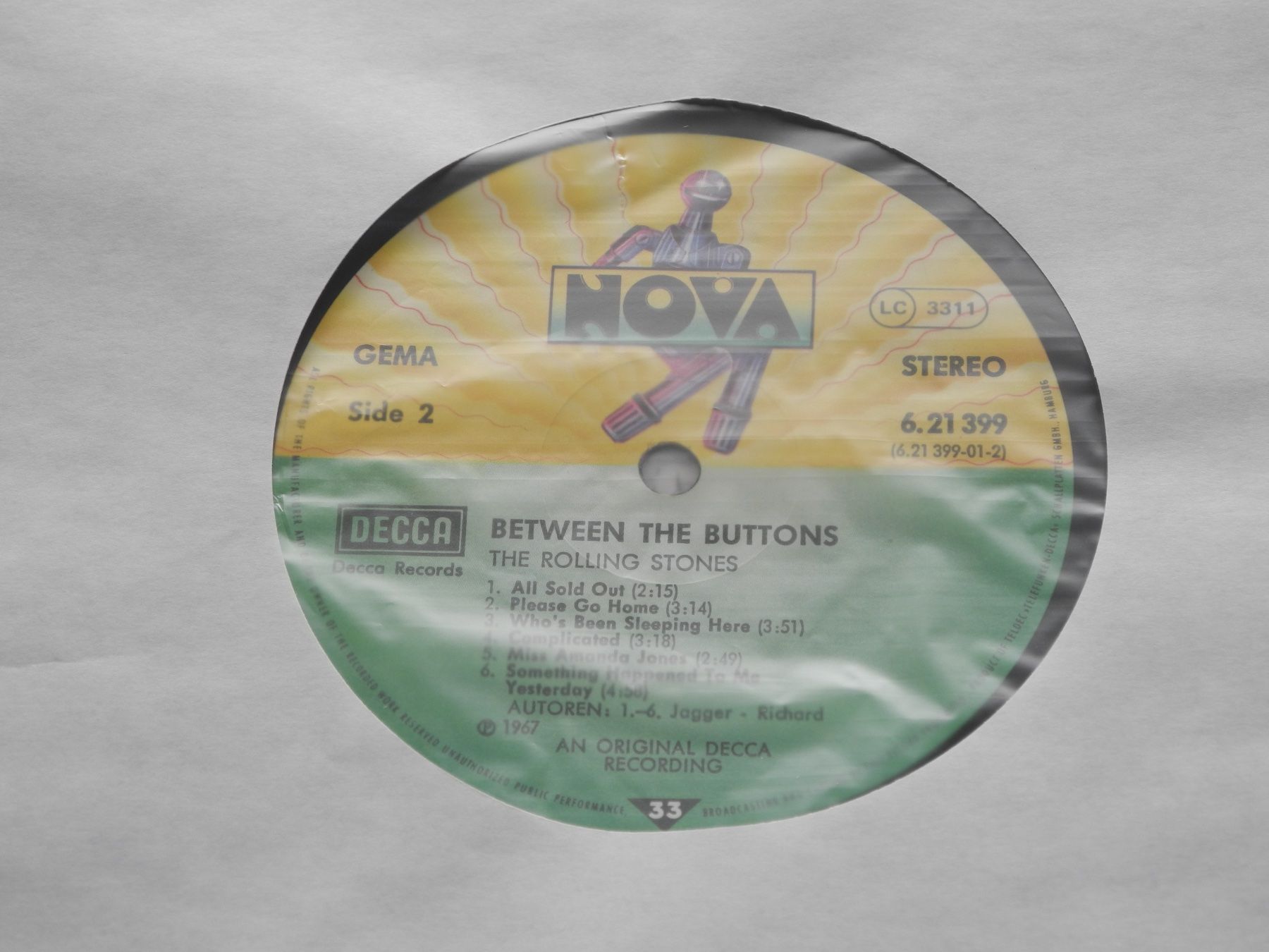 Dischi in vinile: ROLLING STONES: BETWEEN THE BUTTONS - NOVA – Nuovo (secondo la descrizione) da Fahrwangen venduto da Swirl2 2