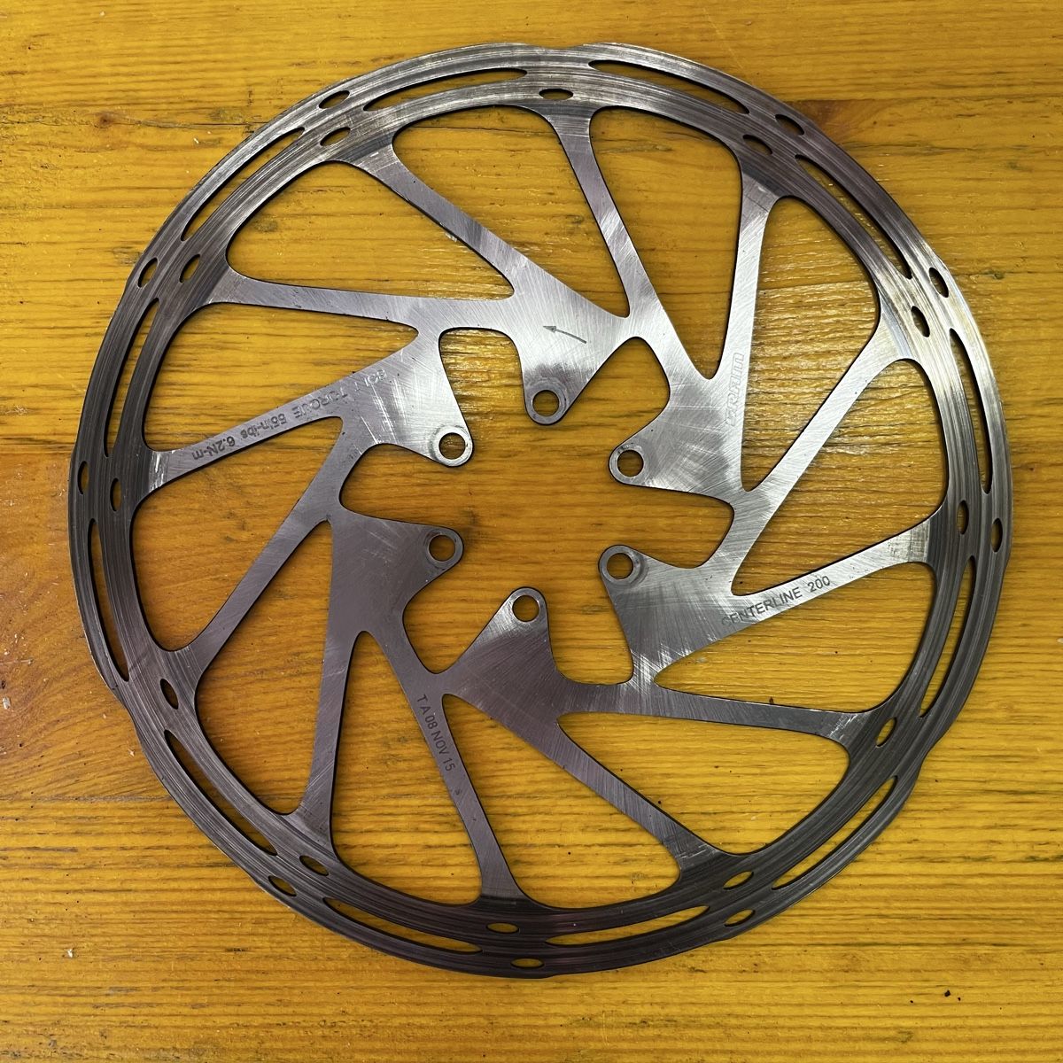 Sram Pezzi di ricambio: Sram Centerline 200mm – Usato da Astano venduto da thriftshop42