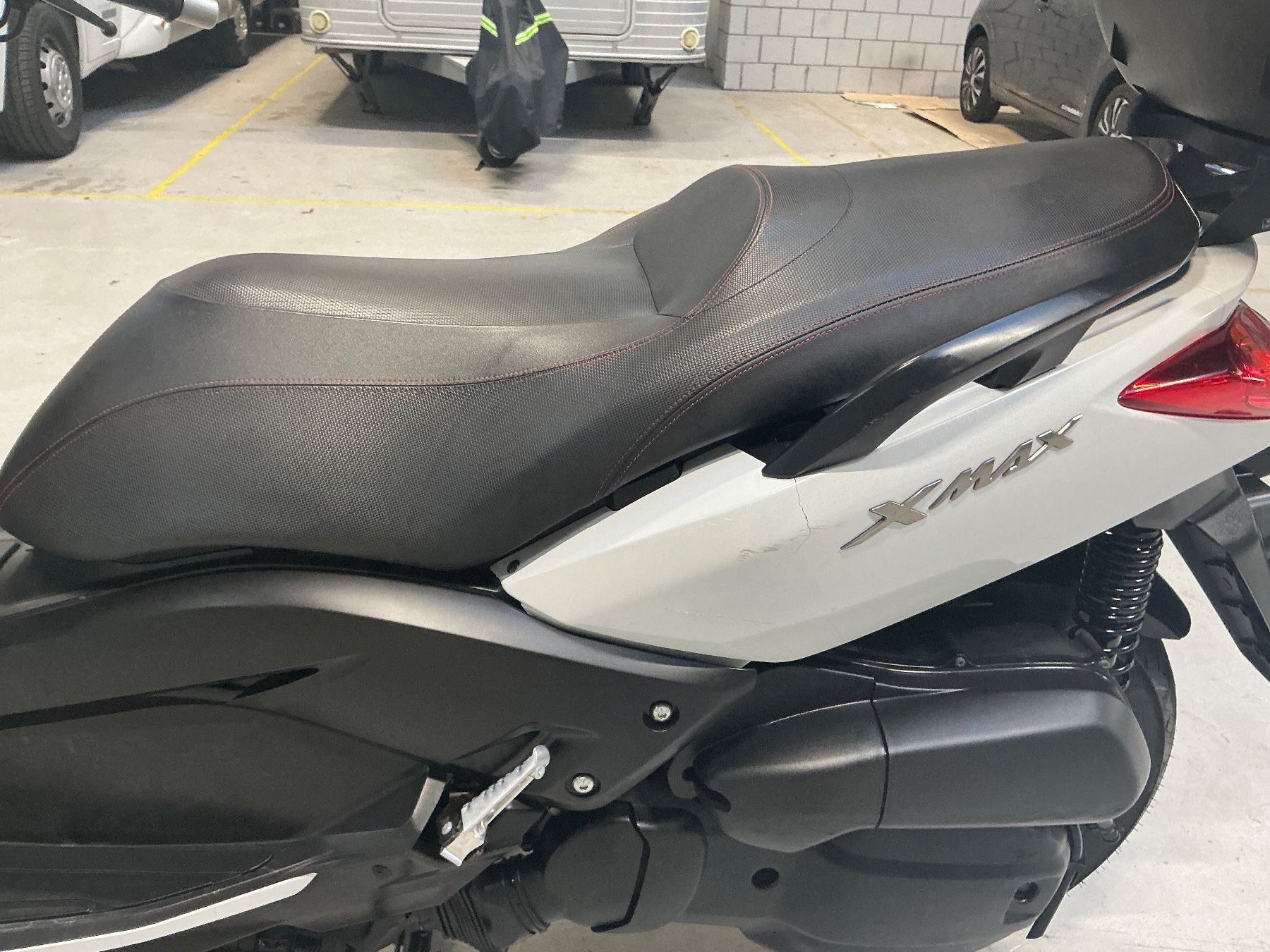 Yamaha Scooters: YamahaYP125 RA ab MFK – Gebraucht aus strengelbach von Zoks 6