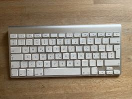 Apple Wireless Keyboard 