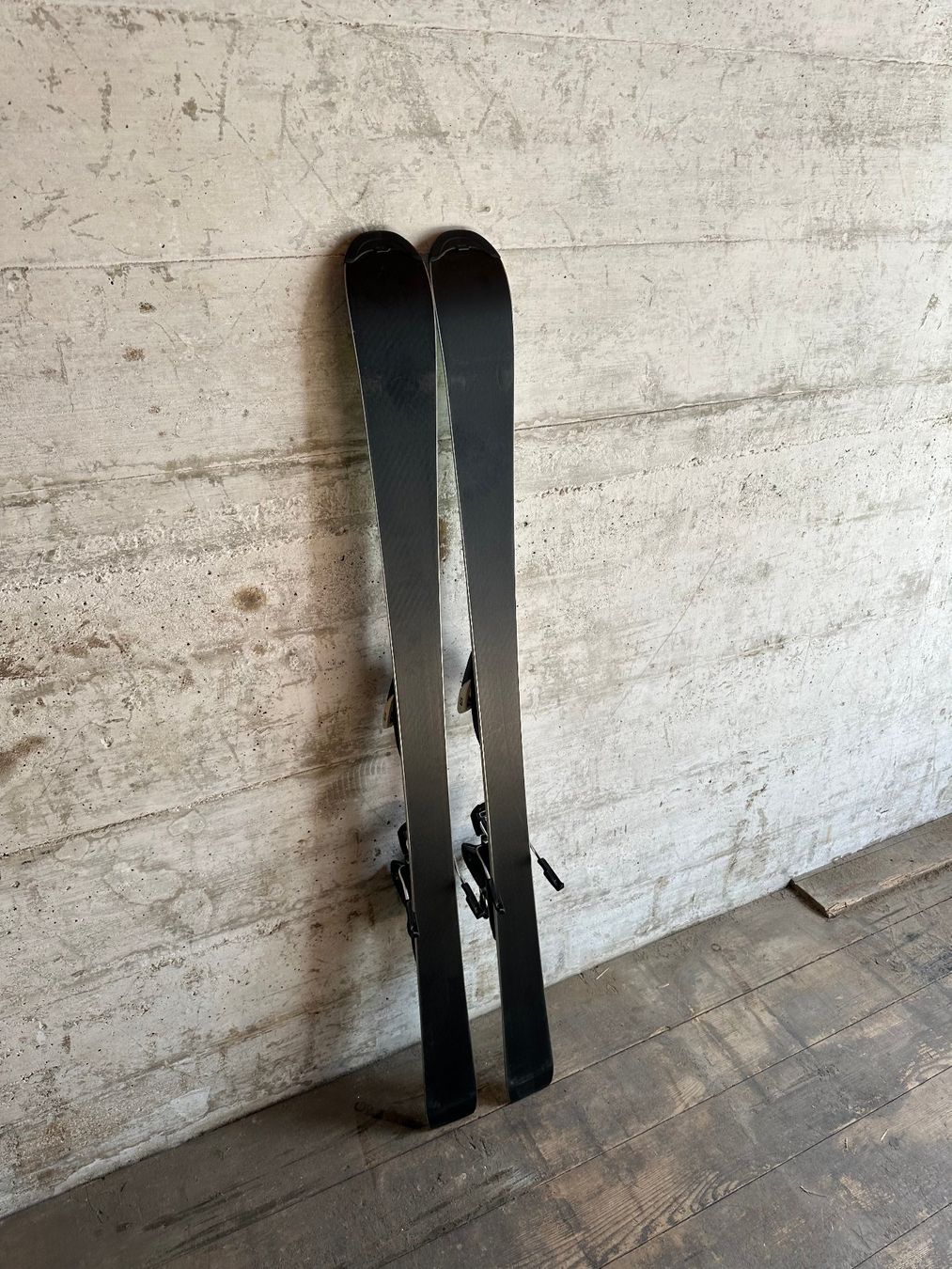 Salomon Skis: Salomon Kinderski 130cm – Gebraucht aus Emmenbrücke von karkarkar 4