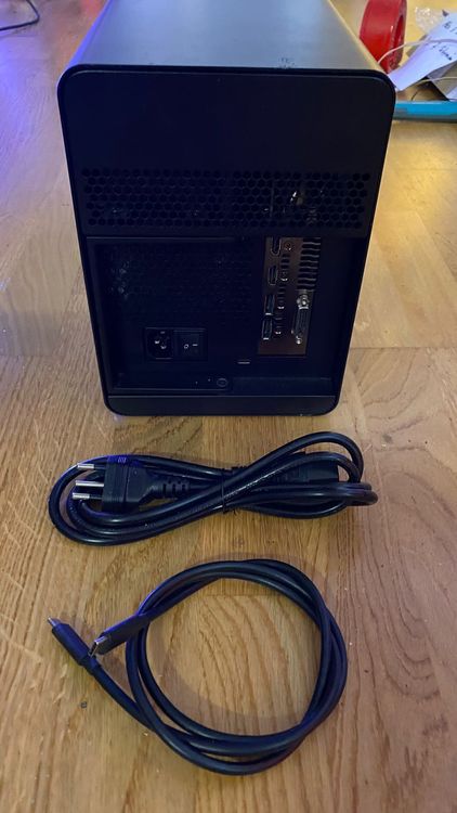 RAZER CORE X inkl ASUS ROG Strix Gaming RX580 ab 1.- (Gebraucht) in ...