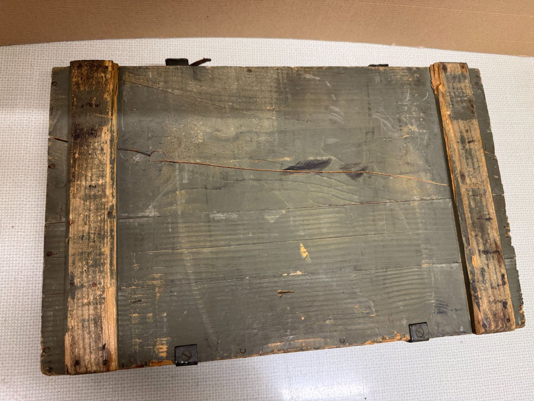 Attrezzatura & Pezzi di ricambio: Alte Original Armee Munitionskiste Holz – Usato da Siebnen venduto da Trans-Am 4