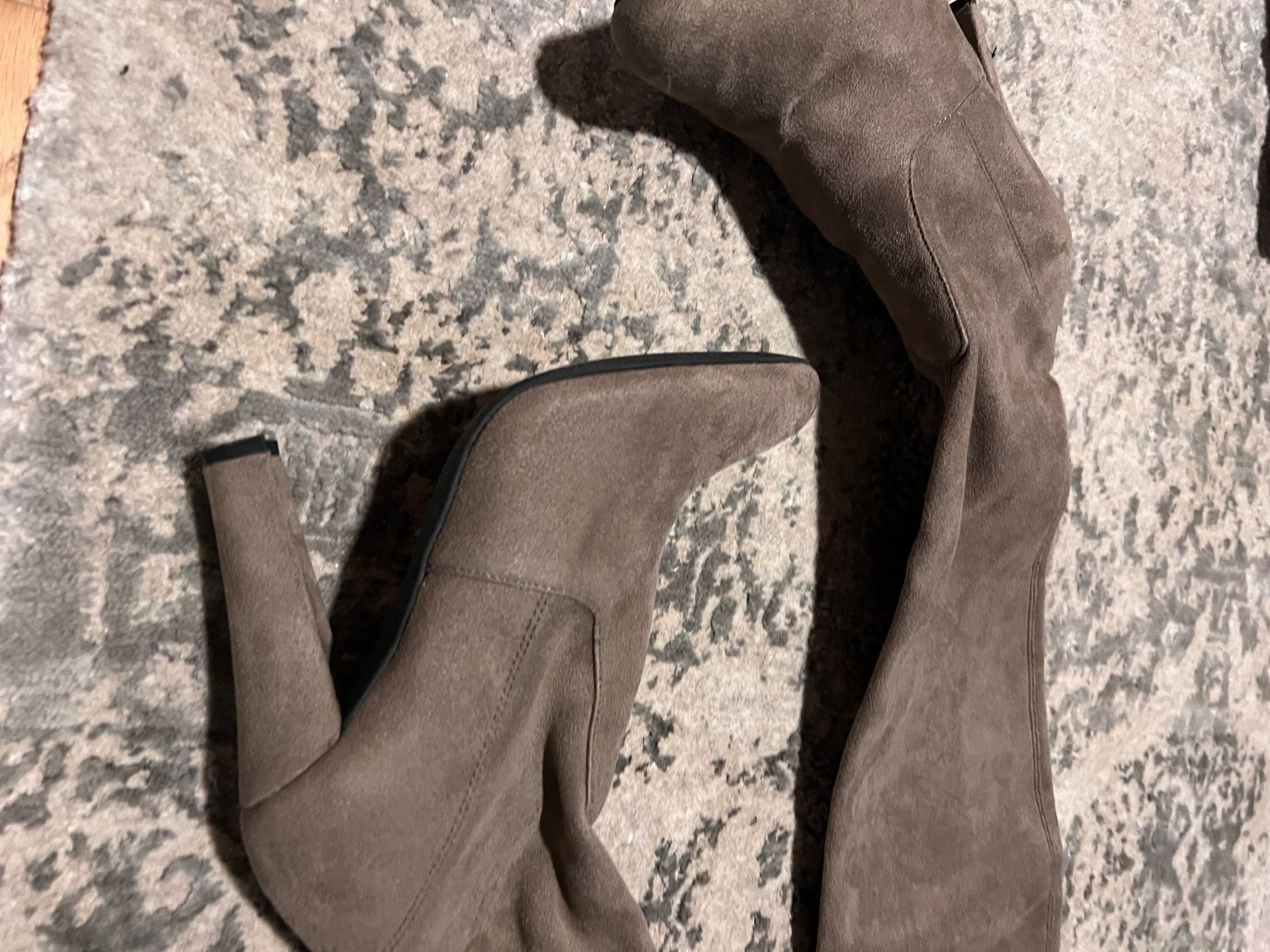 Scarpe da donna: Overknee Stiefel / mit Absatz – Nuovo (secondo la descrizione) da Zurich venduto da kat_dcy5 2