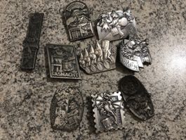 9 FASNACHT PLAKETTE JAHR.1957,68,69,80,84,85,94,98,2018