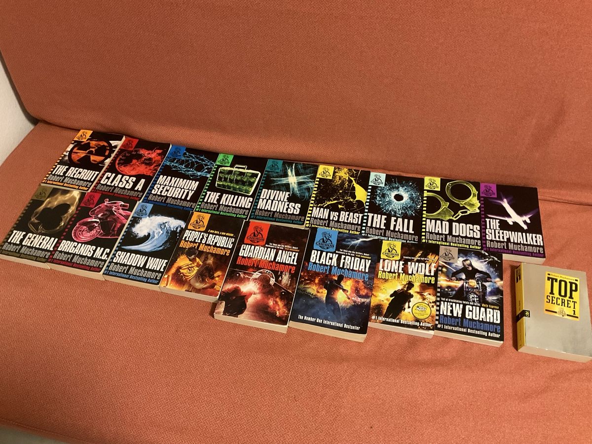 Libri: Cherub Serie von Robert Muchamore Bücher Englisch – Usato da Horgen venduto da EhrenJohnson
