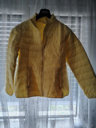 Süsse, hellgelbe Daunenjacke, Blue Motion, Gr. M, Neu