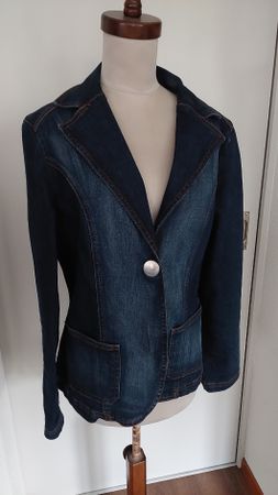 Jeans Blazer von Versal, Grösse 40, ideal für den Frühling