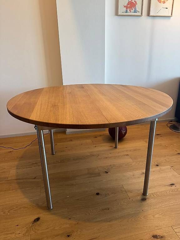 Tavoli: CH388 table - Carl Hansen Hans J. Wegner, 1960 – Usato da Zürich venduto da Dobolinan 1