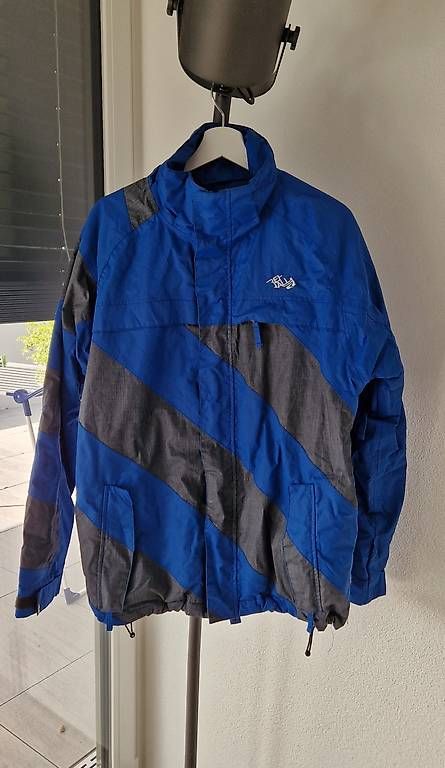 Jacken: Ski-Snowboard-Winterjacke – Gebraucht aus Gümligen von Glocor