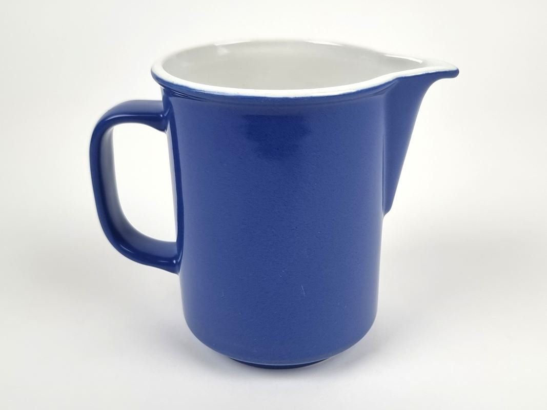 Caraffe: Blauer Wasserkrug – Usato da Urtenen-Schönbühl venduto da Restwert_Schoenbuehl