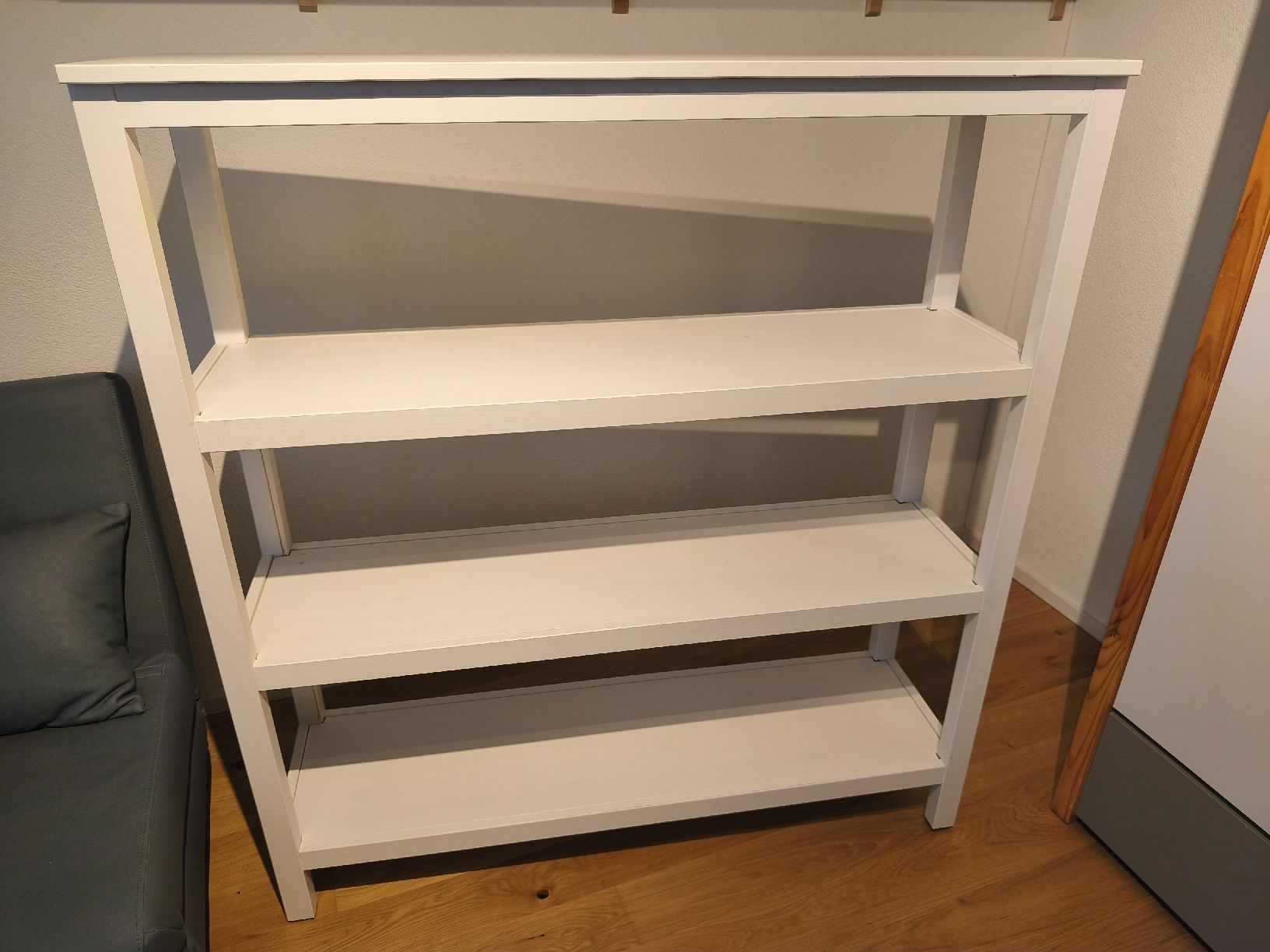 Ikea Scaffali: Hemnes Regal *gratis* – Usato da Uznach venduto da tra_z2pd