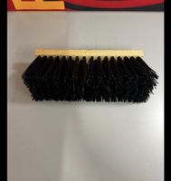 Cleaning brush
