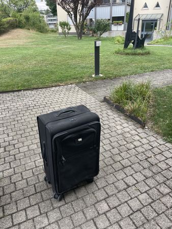 Tumi Koffer Schwarz guter Zustand 4 Rollen