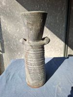 Hohe Graue Vase