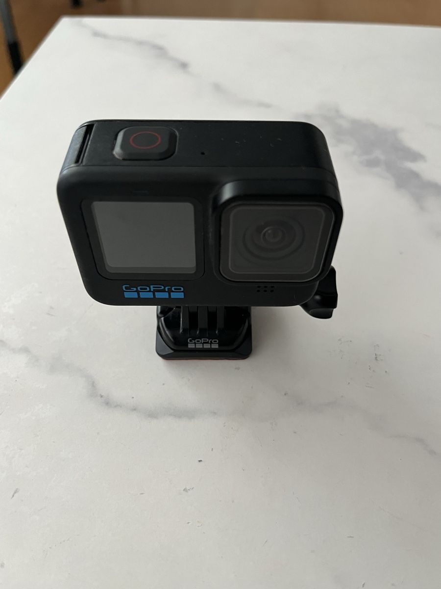 Gopro Action Cam: GoPro HERO10 Black Set  ab 1 CHF! – Usato da Wohlen AG venduto da Beavers17 2