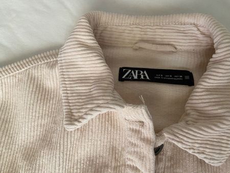 Zara-Übergangsjacke